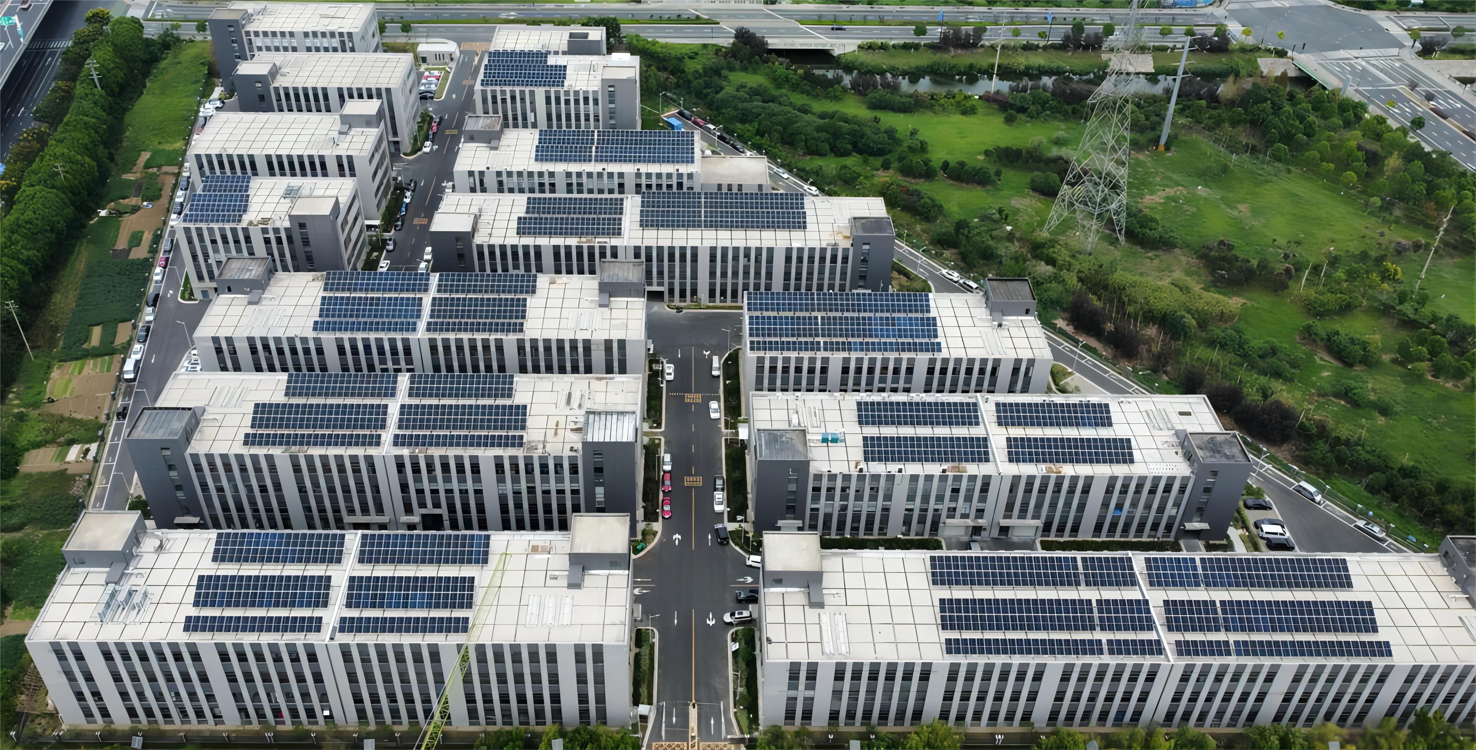 1717469682423346.jpg Commercial roofs (concrete roofing).jpg