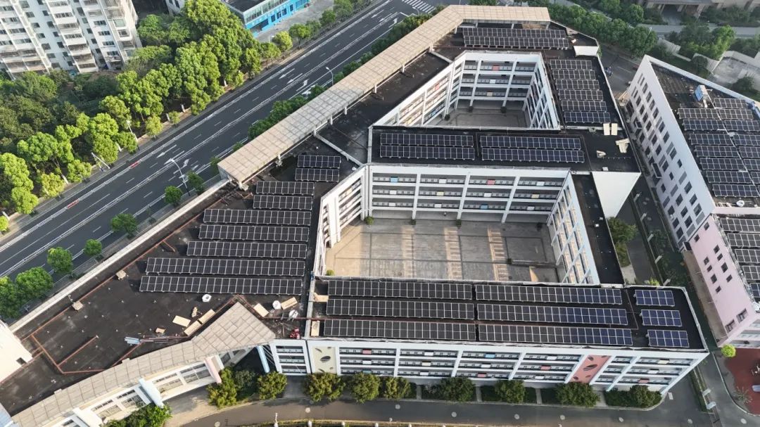 1751940584297306.jpg 1730267790437389.jpg